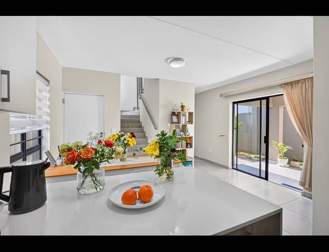 3 BEDROOM TOWNHOUSE FOR SALE IN CRAIGAVON